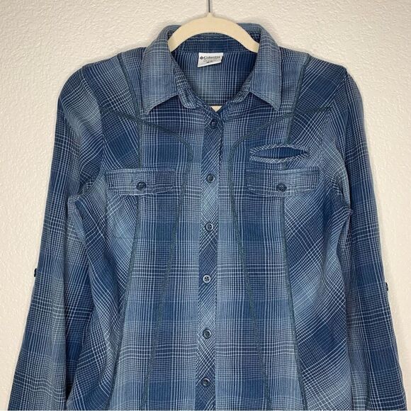 Columbia Women’s Plaid Flannel Button Down Shirt - Picture 2 of 12